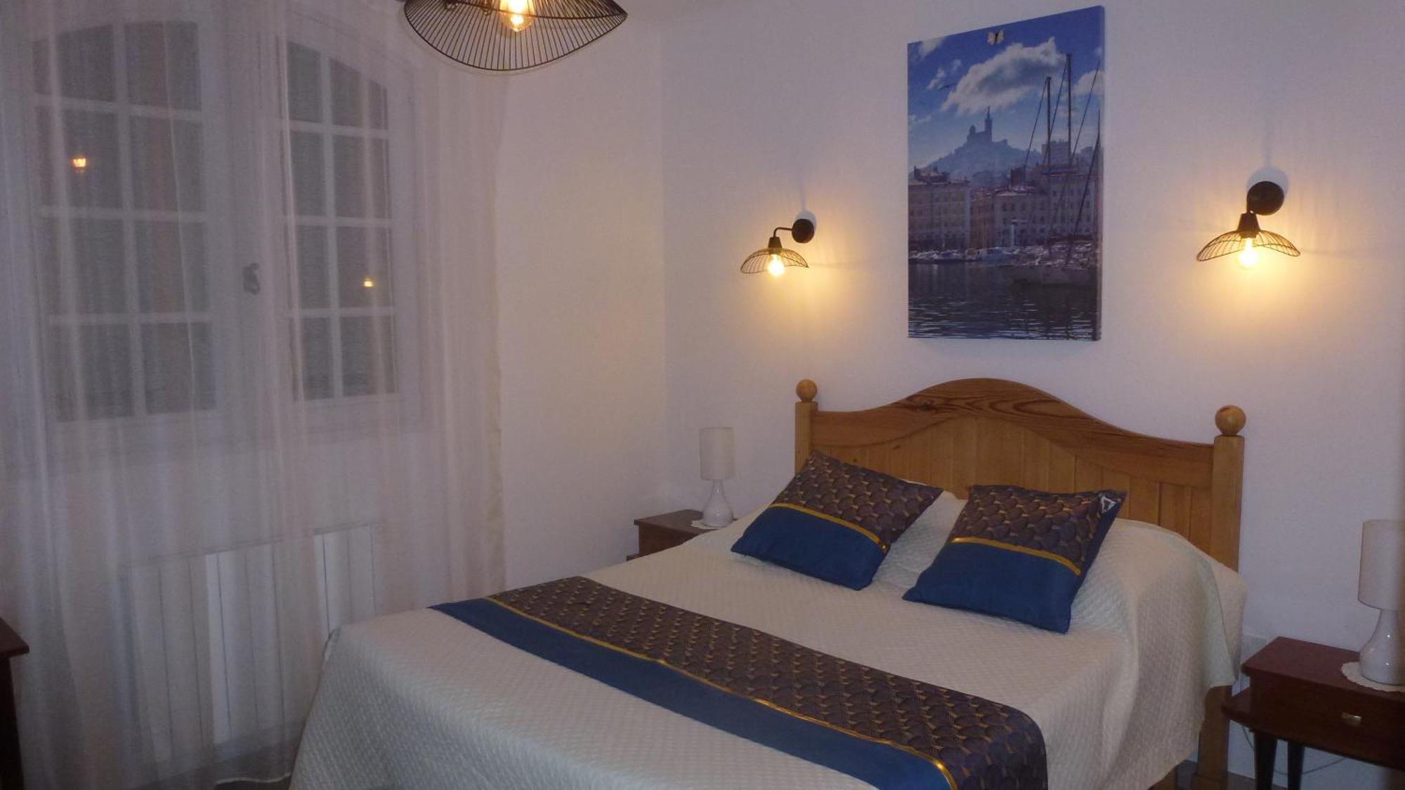 Chambre D'Hotes La Pinede Lambesc Exteriör bild